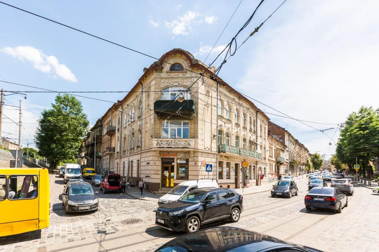 Сучасна Квартира По Вул Дарії Гусяк 9 Біля Краківського Lemberg Exterior foto